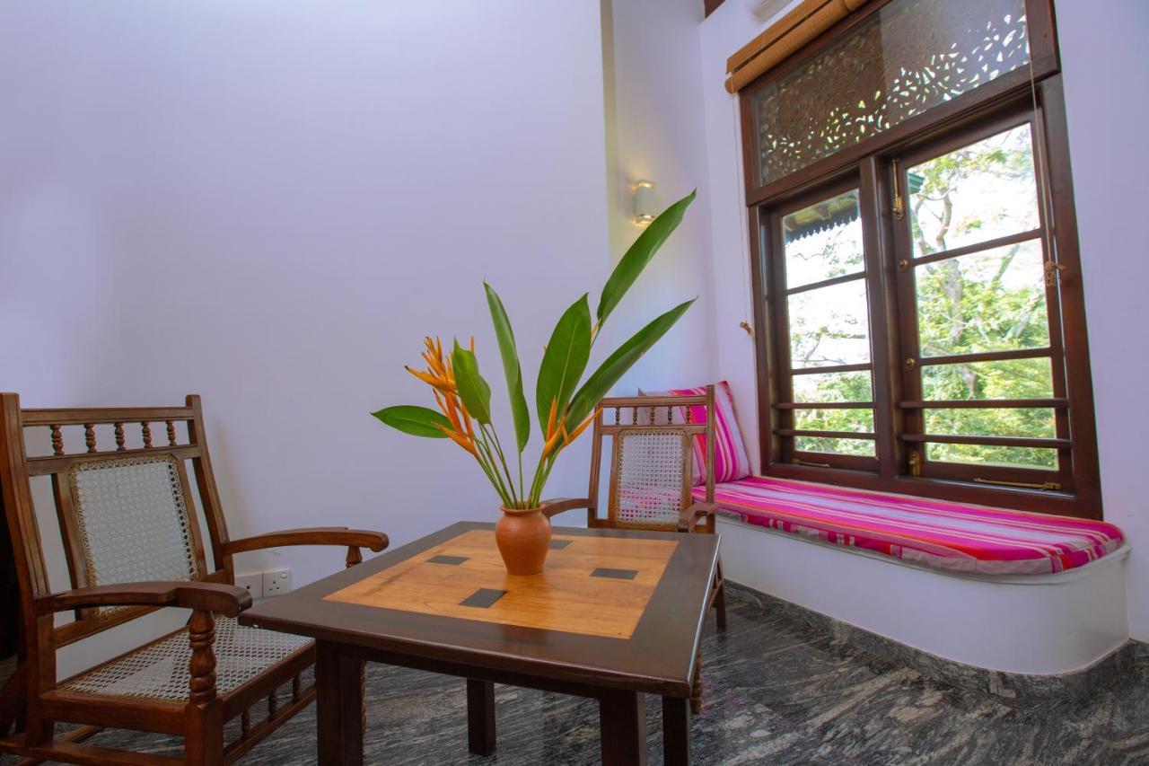 Niyagama House Hotell Galle Exteriör bild