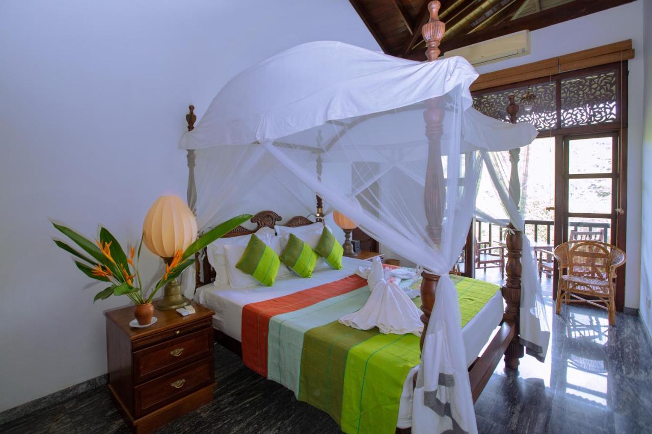 Niyagama House Hotell Galle Exteriör bild