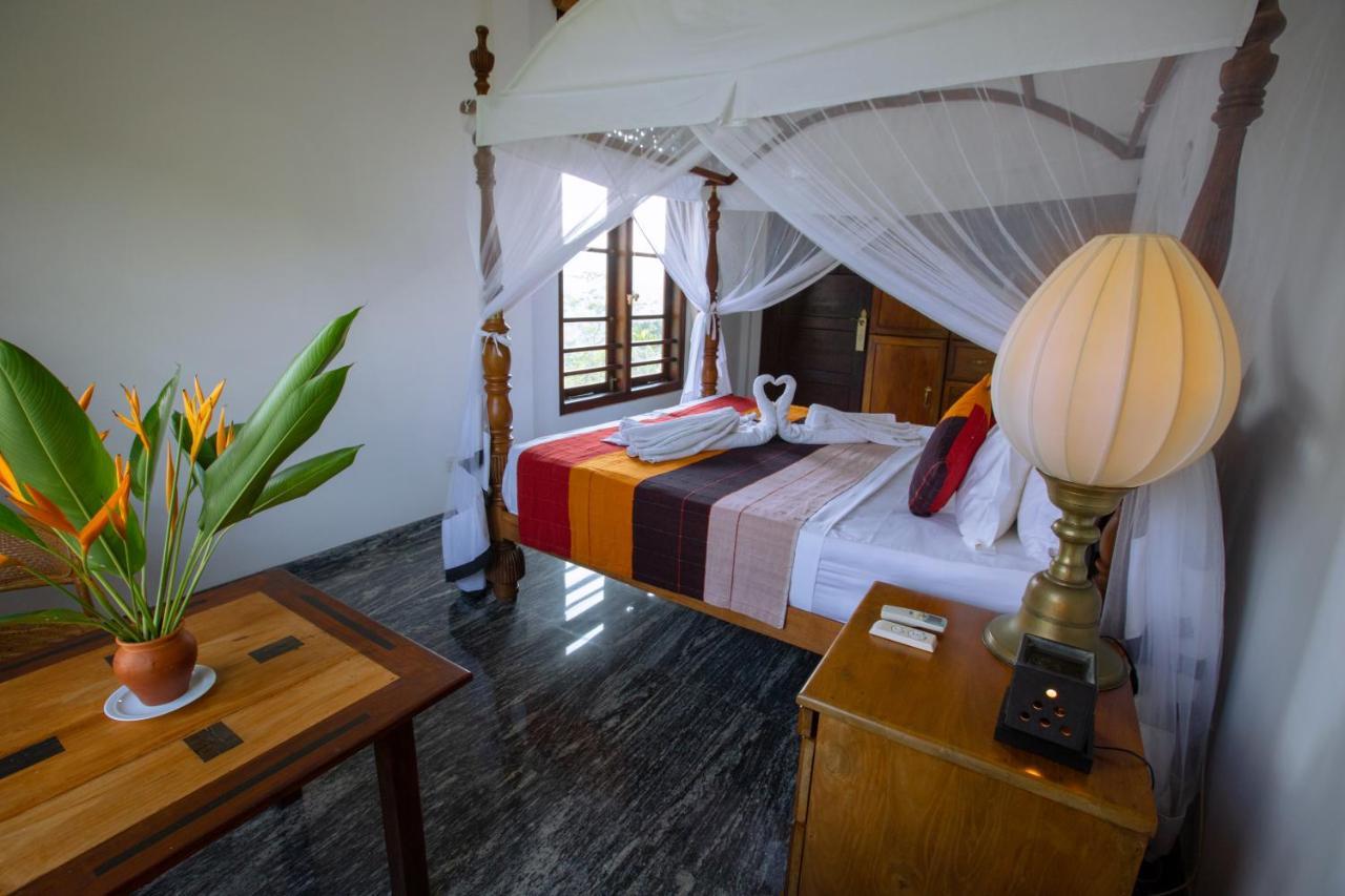 Niyagama House Hotell Galle Exteriör bild